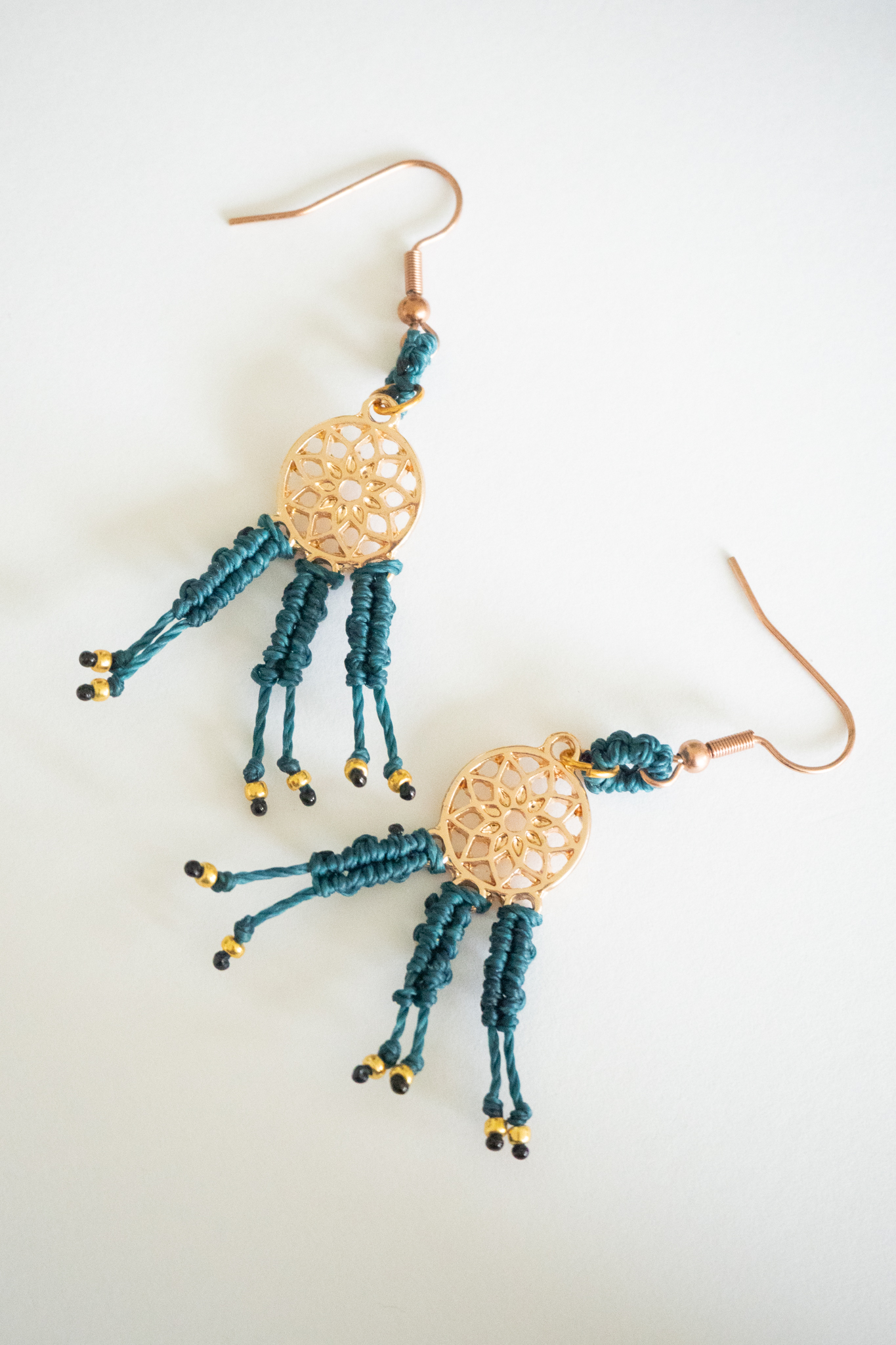 boucles bleu et dorée