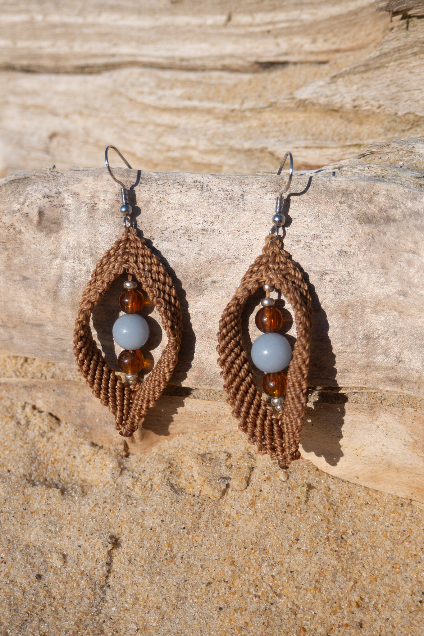 boucles plage couleur sable bleu rouge